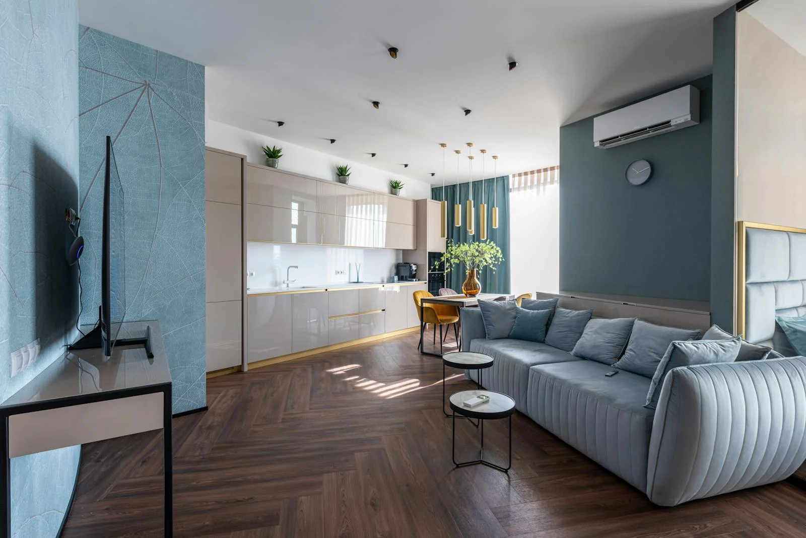 Painting & Decoration